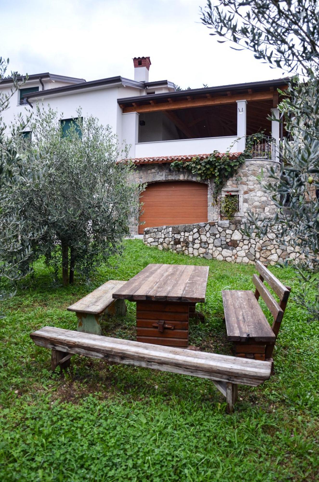 Apartmaji Tanto Malovše Crnice Exteriér fotografie